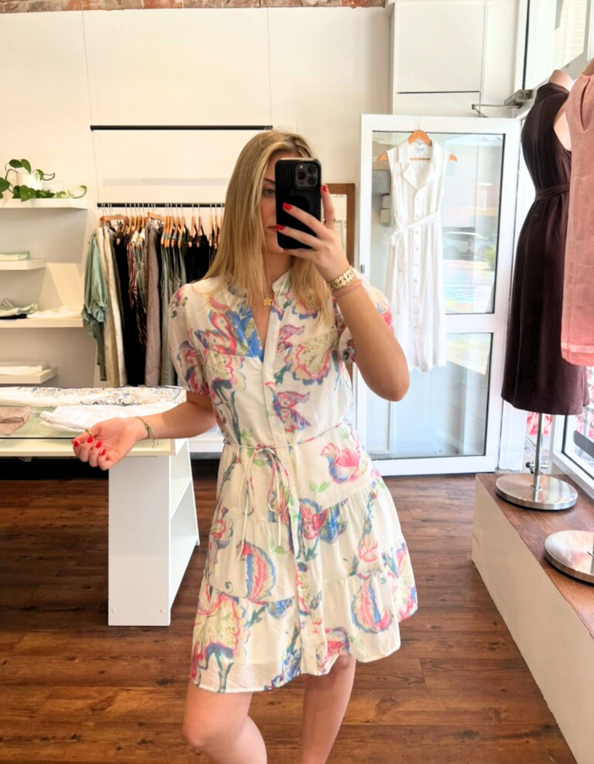 Maci V Neck Short Sleeve Dress in Multi Print