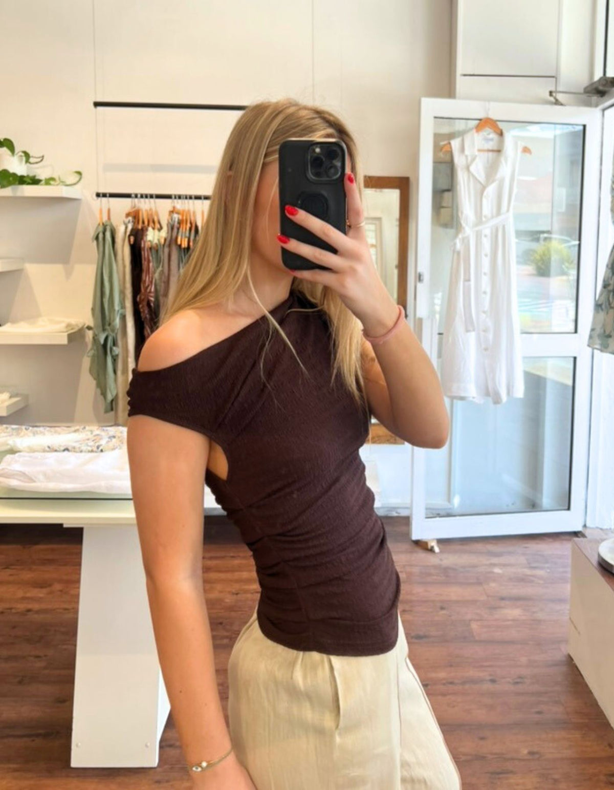 Sutton Drop Shoulder Top in Brown