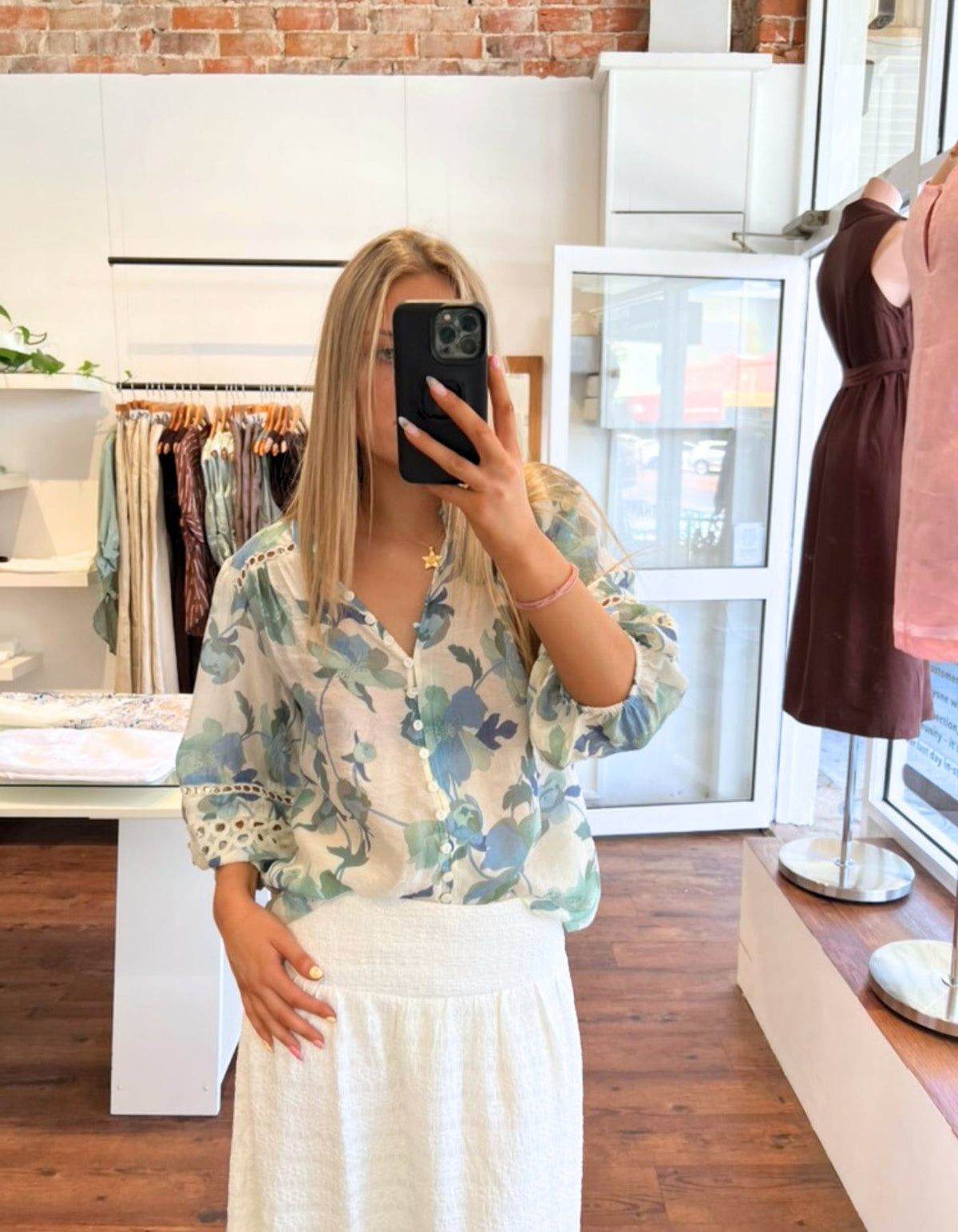 Arin Button Down 3/4 Sleeve Top in Blue Floral