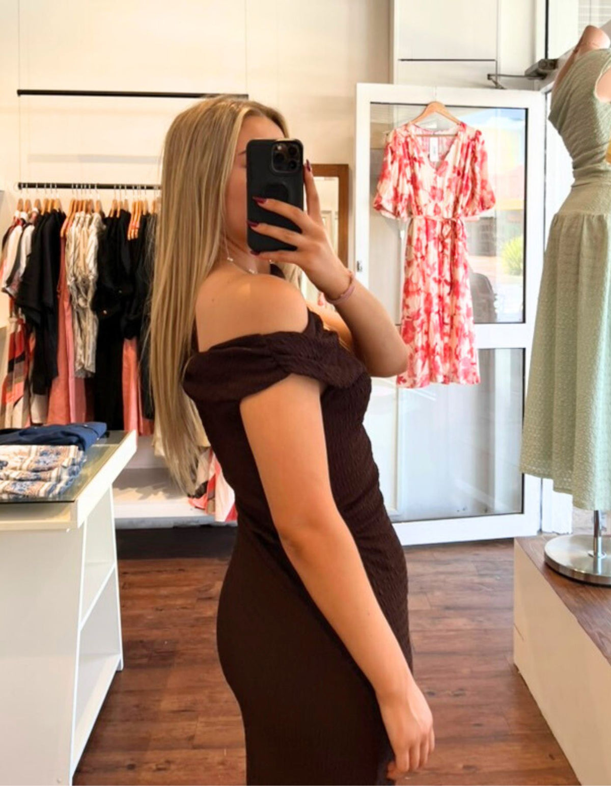 Lucille Drop Sleeve Bodycon Dress in Chocolate