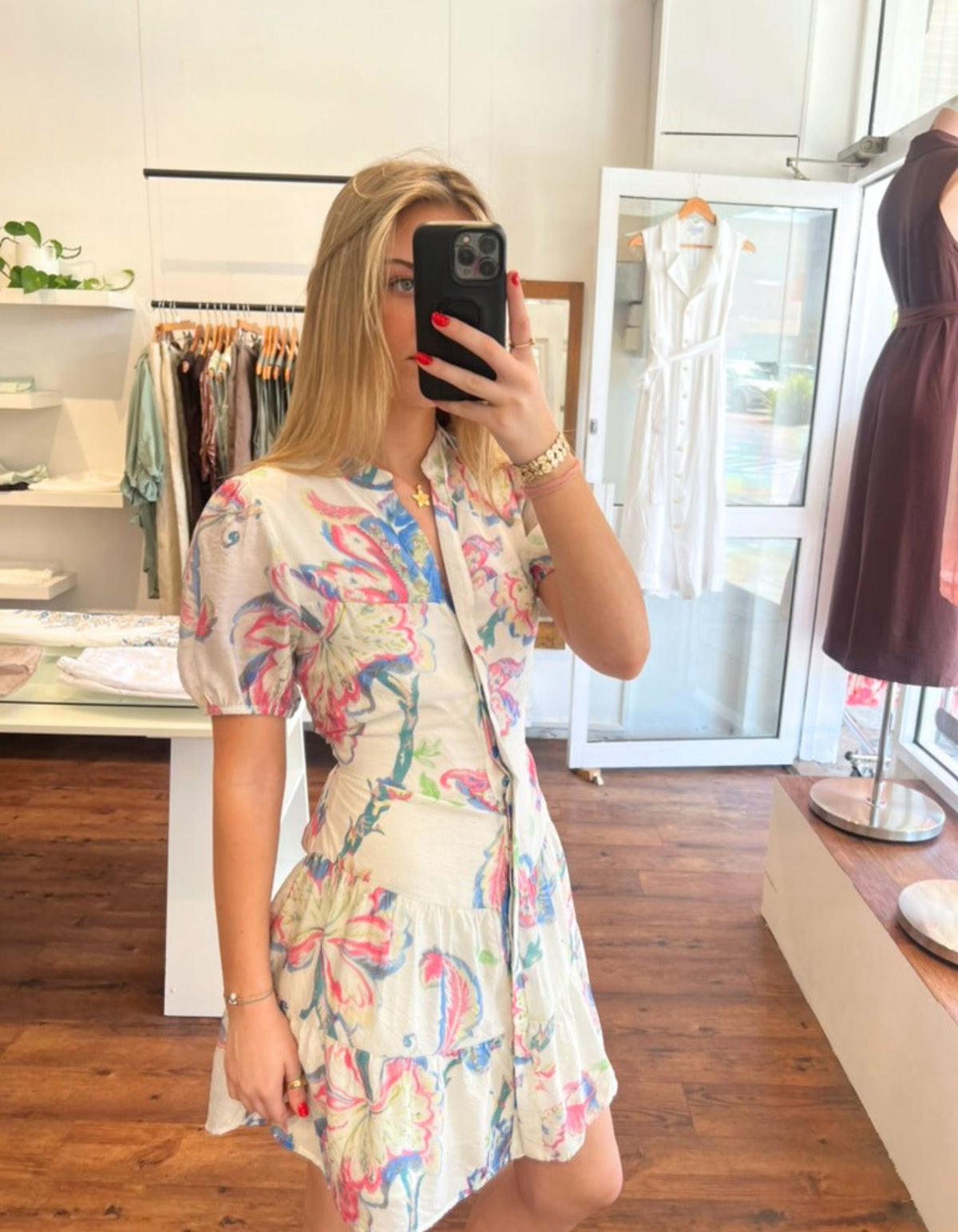 Maci V Neck Short Sleeve Dress in Multi Print