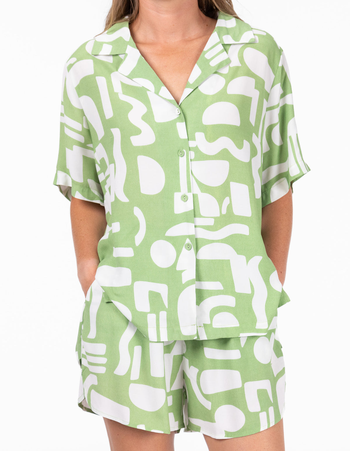 Coco Elastic Waist Shorts in Green Print