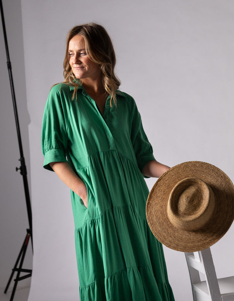 Remmi V Neck Tiered Midi Dress in Green